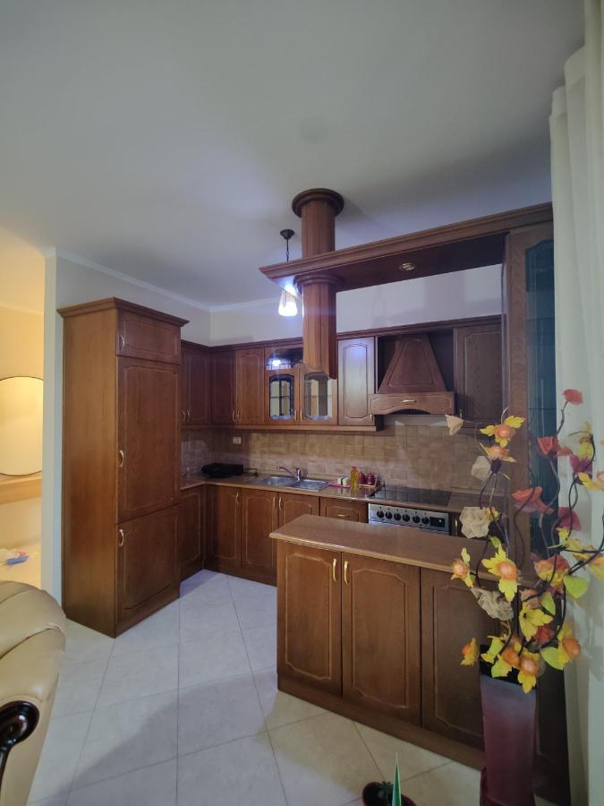 City Center Apartment Берат Экстерьер фото